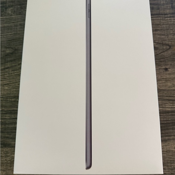 Apple Other - iPad - Sleek midnight 9th GEN 2023 10.2 inch screen laptop case included